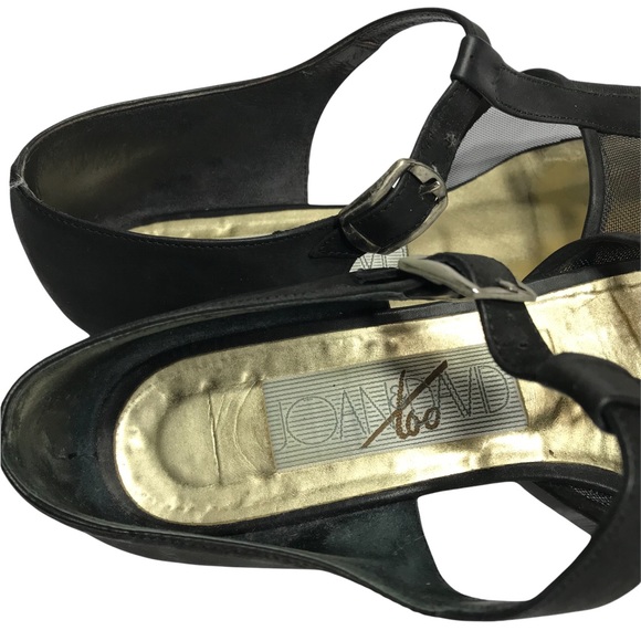 Joan & David Sandals - Picture 5 of 6